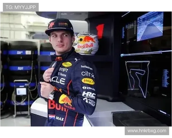 F1赛季最新动态：红牛车队领跑，梅赛德斯持续挑战，维斯塔潘再创纪录