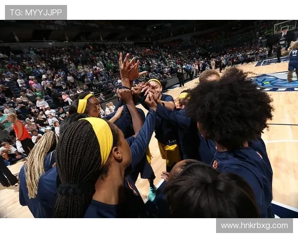 联盟格局震荡巨星转会传闻升温多队争夺季后赛席位与新秀崛起改变走势