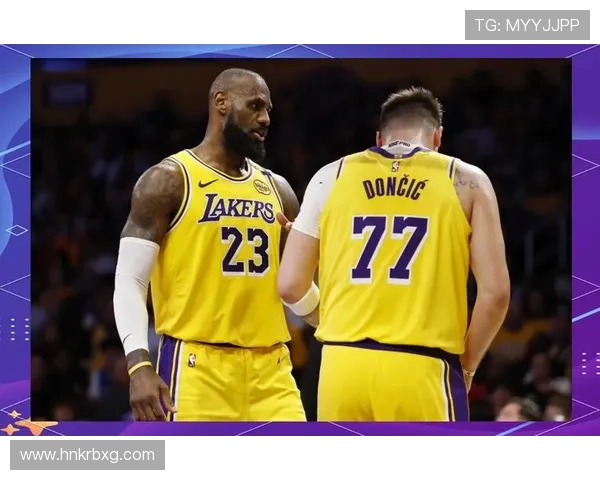 詹姆斯带领湖人关键连胜西部格局迎来新变化季后赛竞争升温引关注