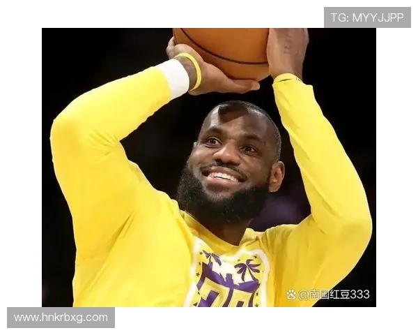 詹姆斯迎来职业生涯新高 湖人队大胜快船稳居西部前四 詹姆斯迎来职业生涯新高 湖人队大胜快船稳居西部前四